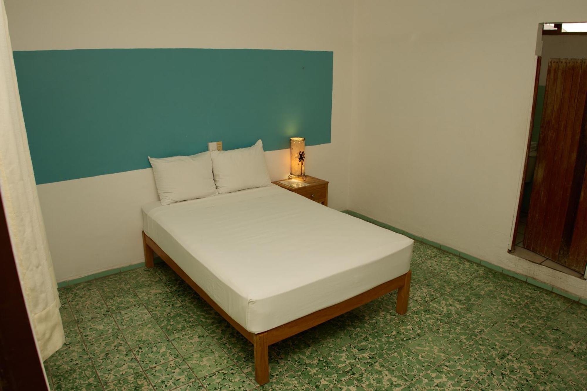 Hotel San Lorenzo Barra de Navidad Dış mekan fotoğraf