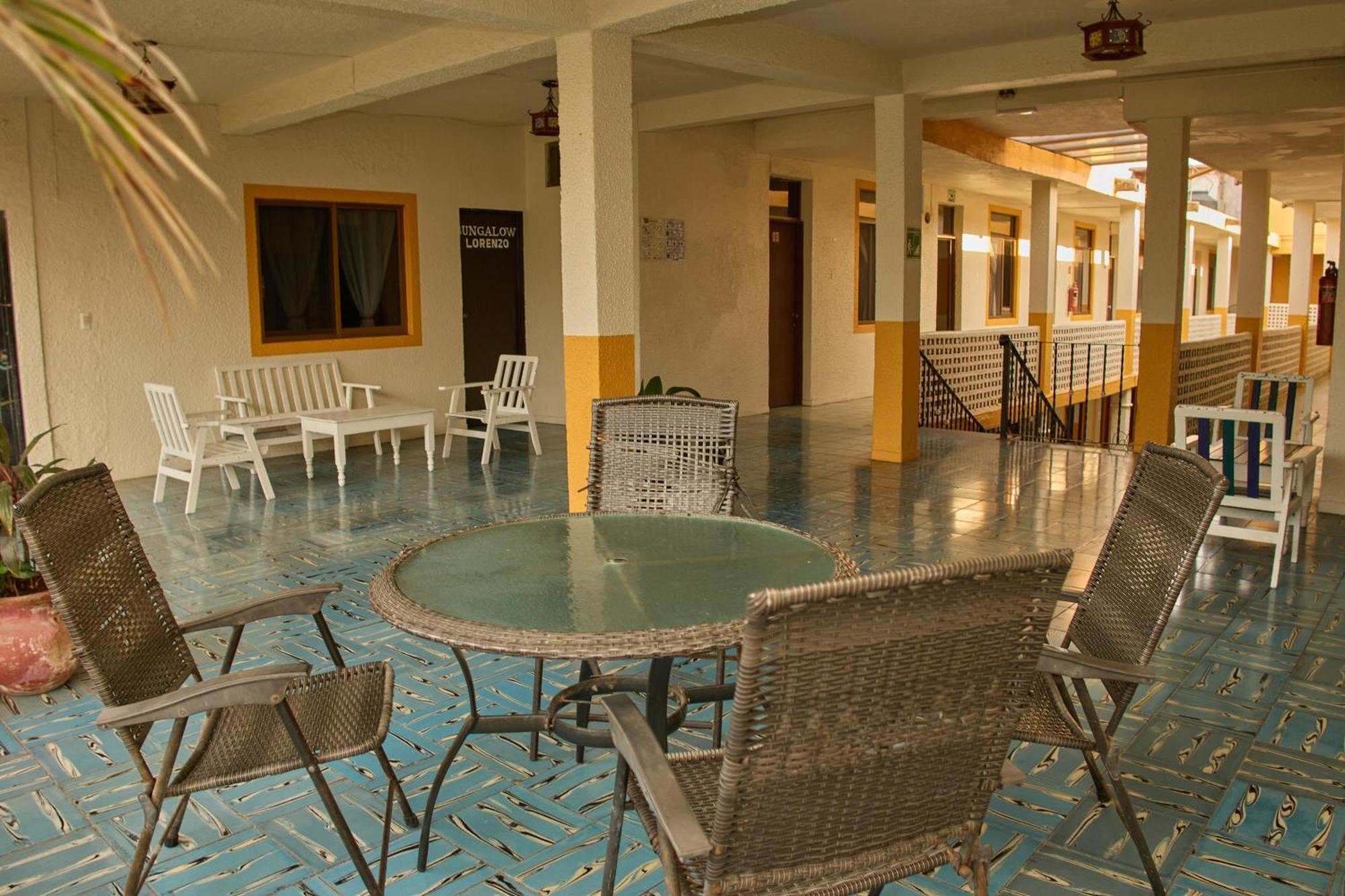 Hotel San Lorenzo Barra de Navidad Dış mekan fotoğraf