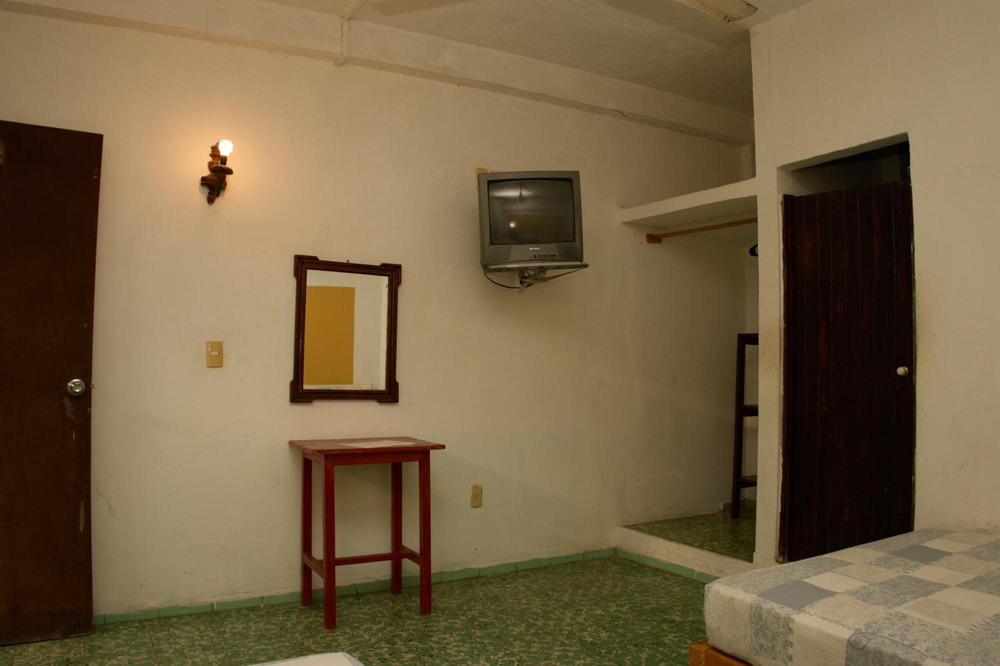 Hotel San Lorenzo Barra de Navidad Dış mekan fotoğraf