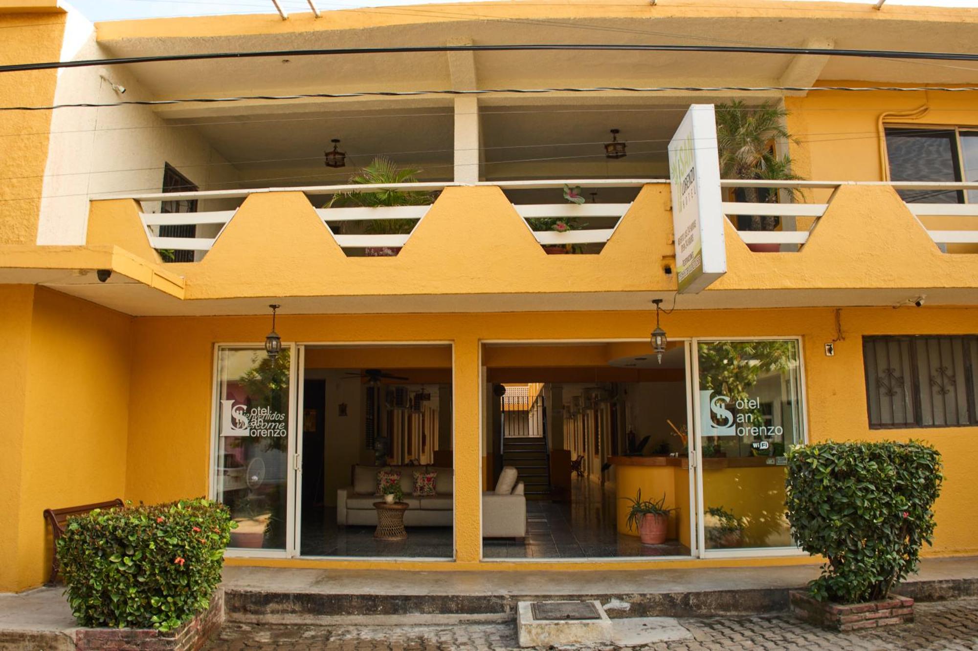 Hotel San Lorenzo Barra de Navidad Dış mekan fotoğraf