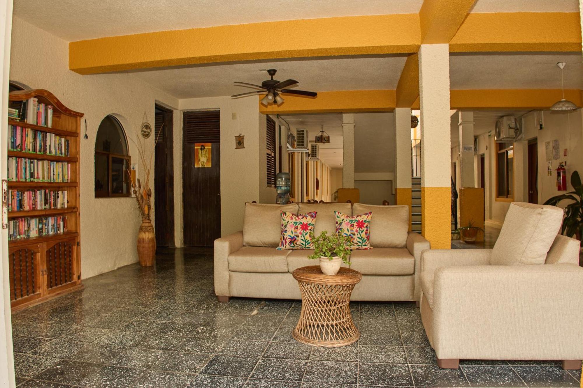 Hotel San Lorenzo Barra de Navidad Dış mekan fotoğraf
