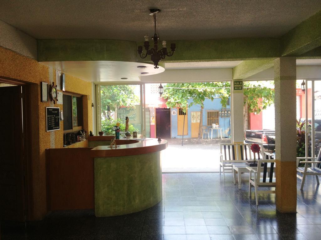 Hotel San Lorenzo Barra de Navidad Dış mekan fotoğraf