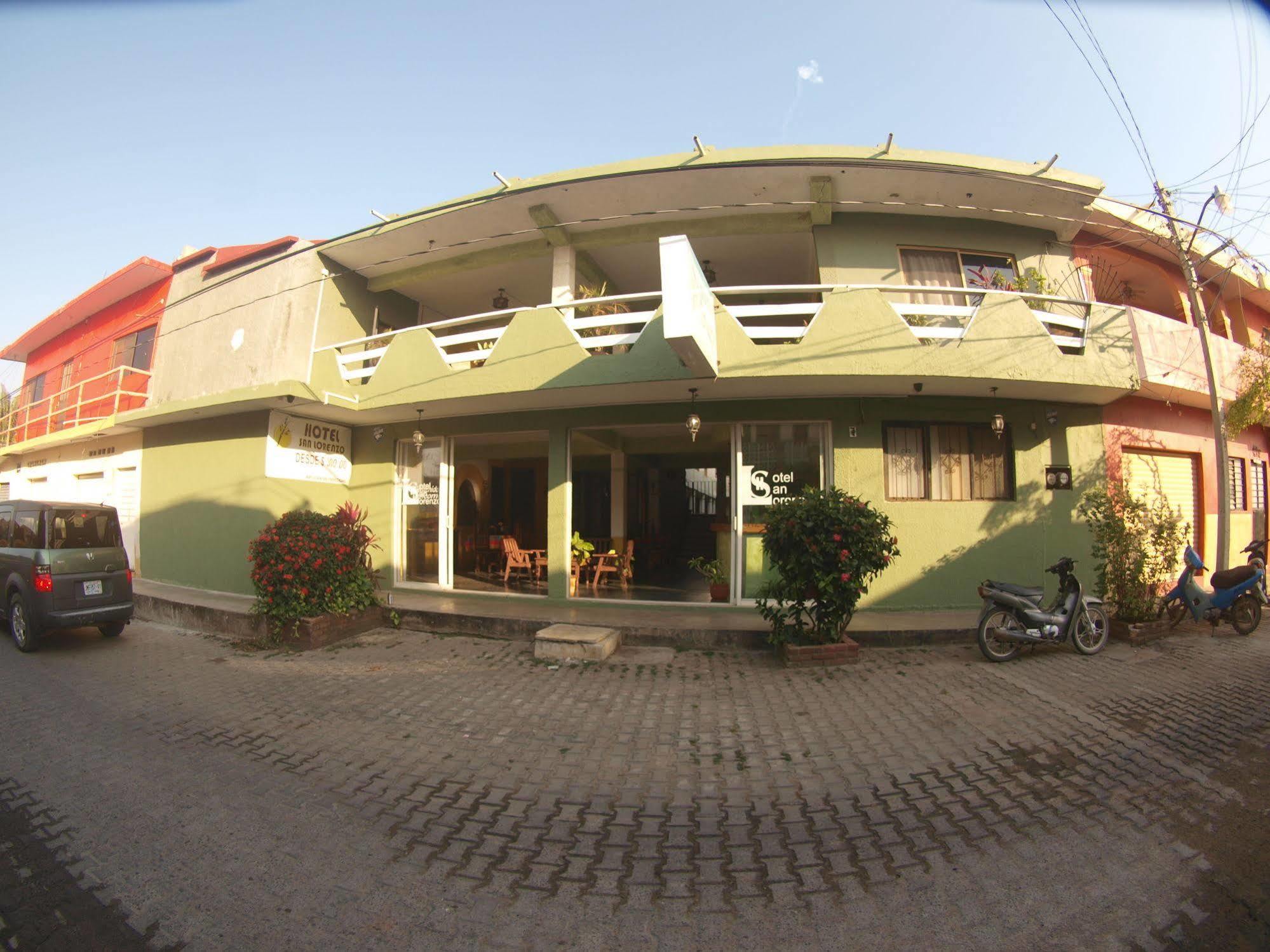 Hotel San Lorenzo Barra de Navidad Dış mekan fotoğraf